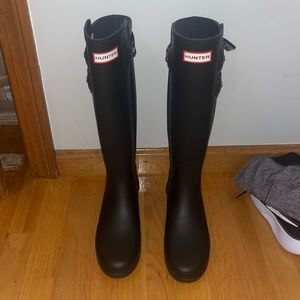 Women’s size 7 black hunter boots
